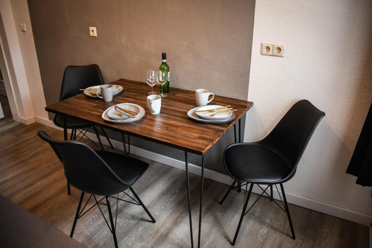 Moderne Ferienwohnung in direkter Nähe zur Uni, Netflix Gratis, WLAN, Waschmaschine, Geschirrspüler, Zentrum, Chemnitz Exterior foto